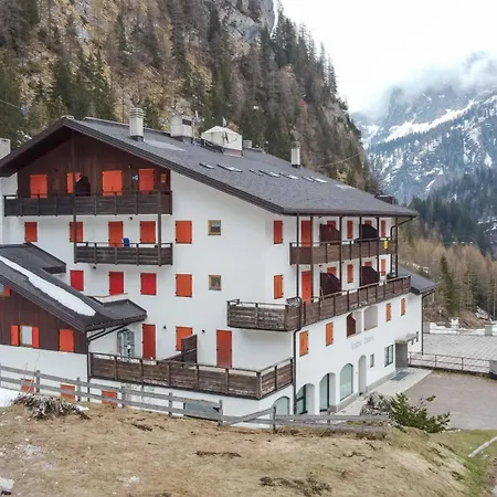 Edelweiss 2b * Rocca Pietore